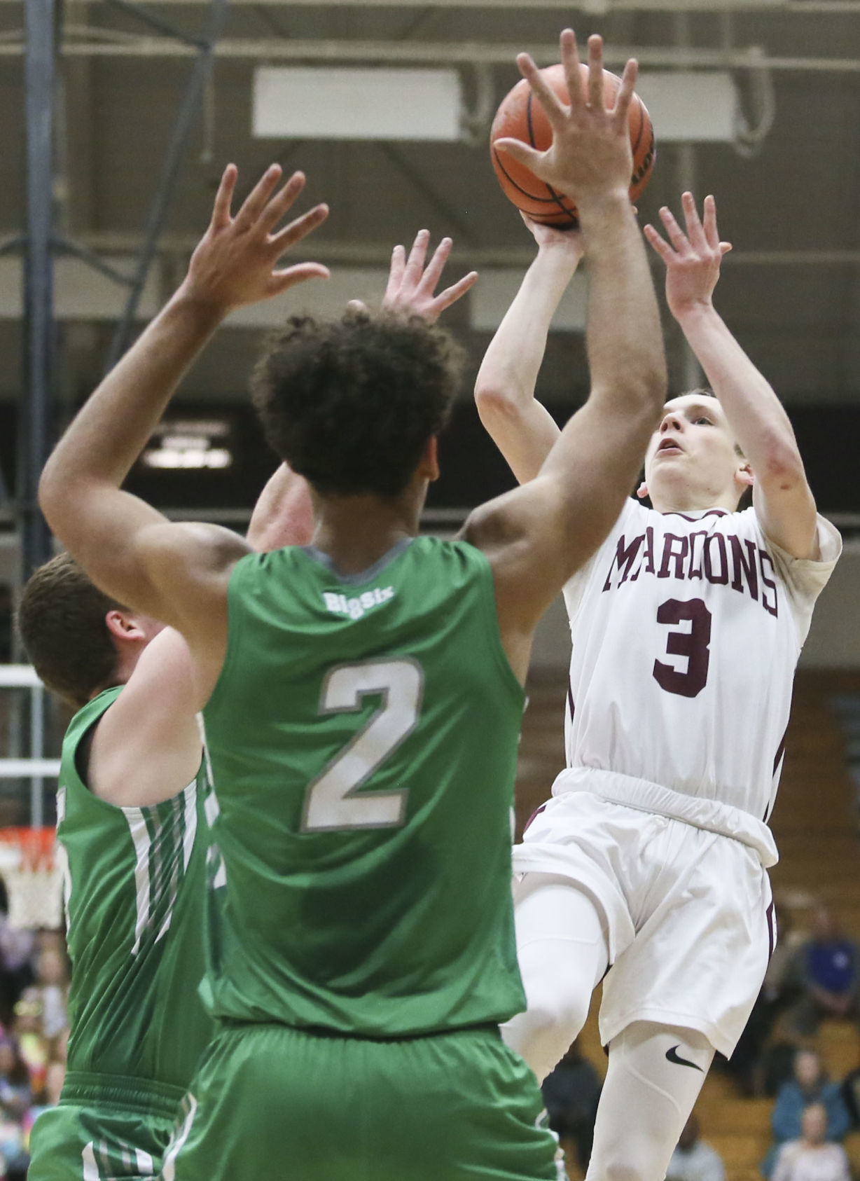 013120-qc-spt-gen-moline-hoops-06.JPG